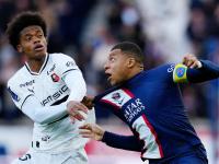 开云体育入口-包含巴黎圣日耳曼完胜对手，领先优势扩大的词条