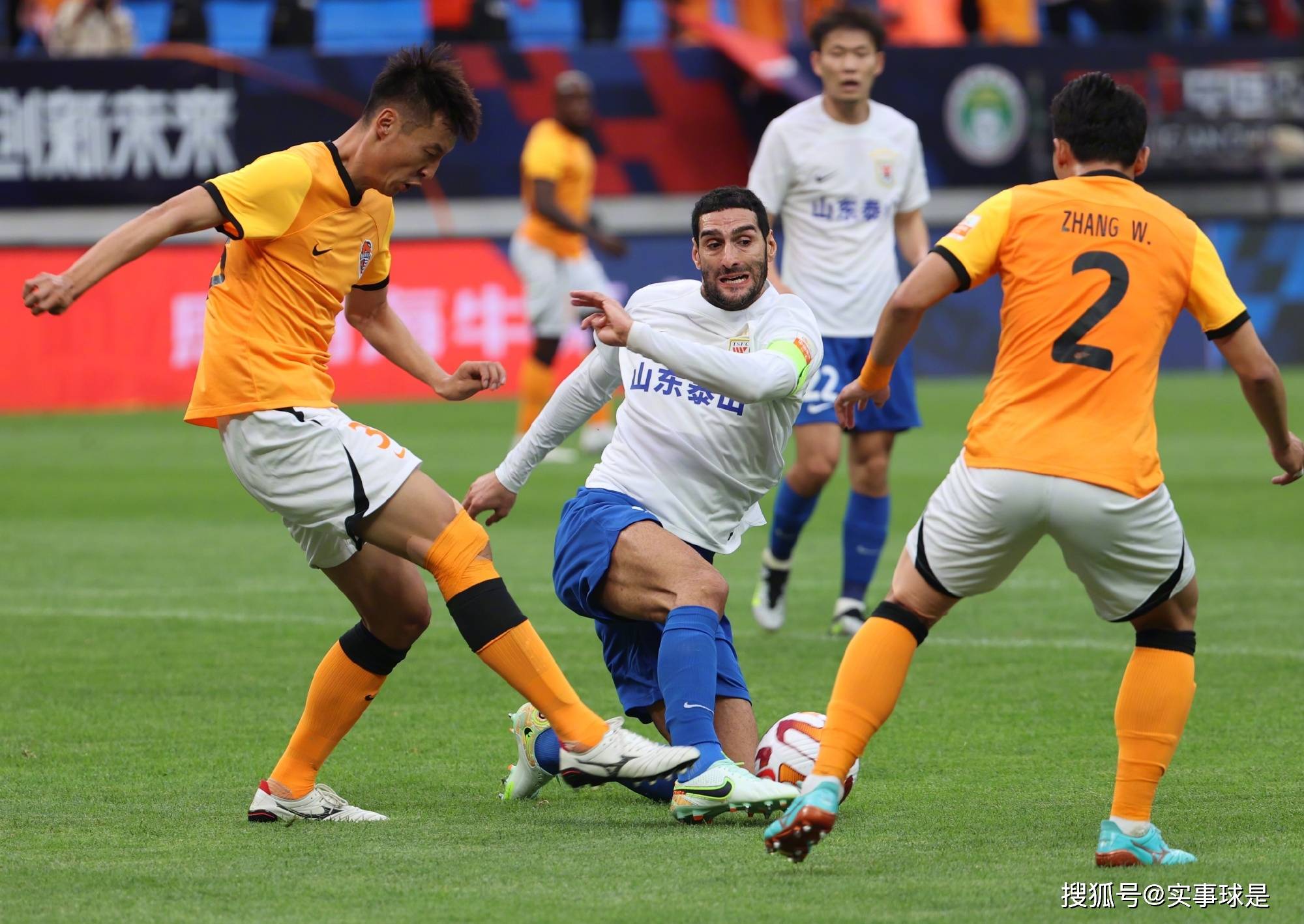 桑普多利亚球员积极备战,准备应对困难的简单介绍