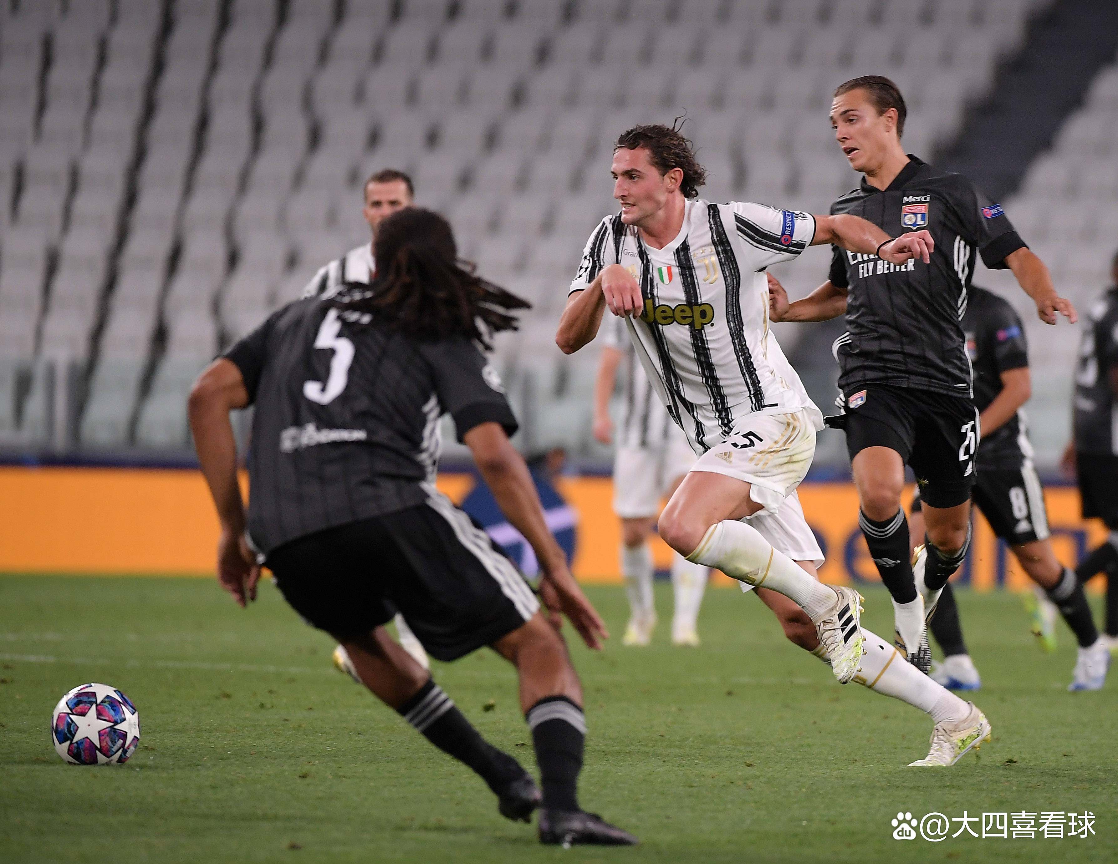 关于尤文图斯前锋连续场比赛进球，火力全开的信息