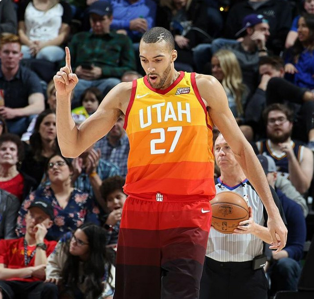 包含篮网B队绝杀凯尔特人,戈贝尔高光表现的词条 包含篮网B队绝杀凯尔特人,戈贝尔高光表现的词条